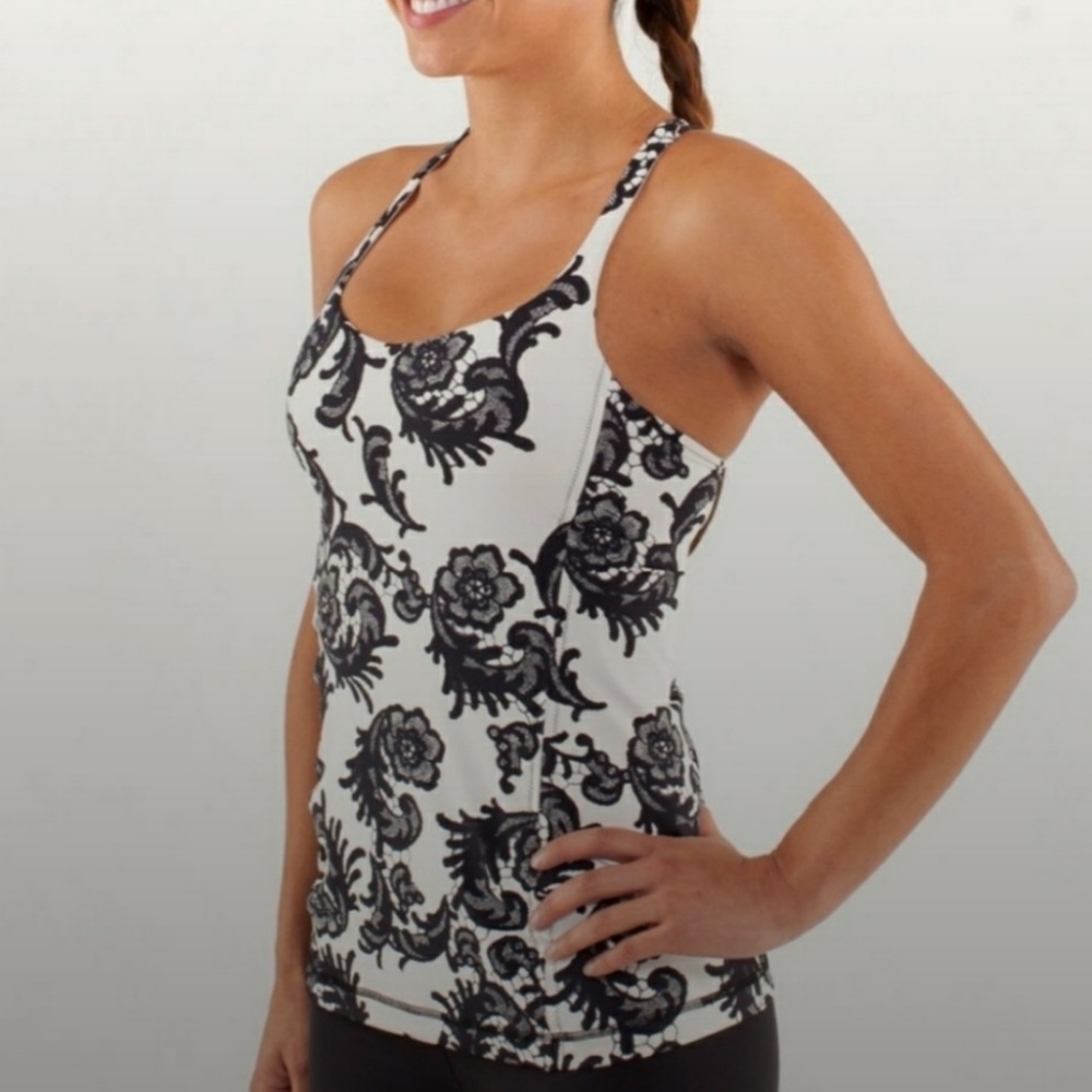 Lululemon Laceoflage Tank